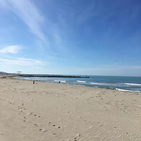 Family Beachfront 公寓